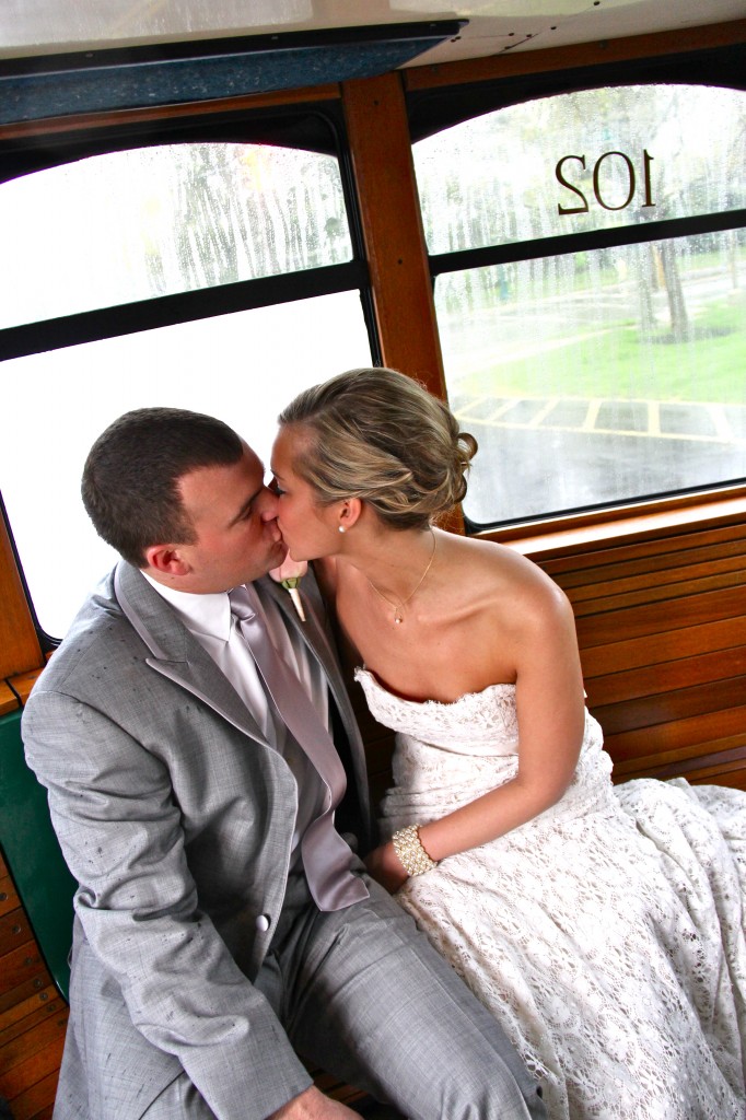 5_Trolley Smooches